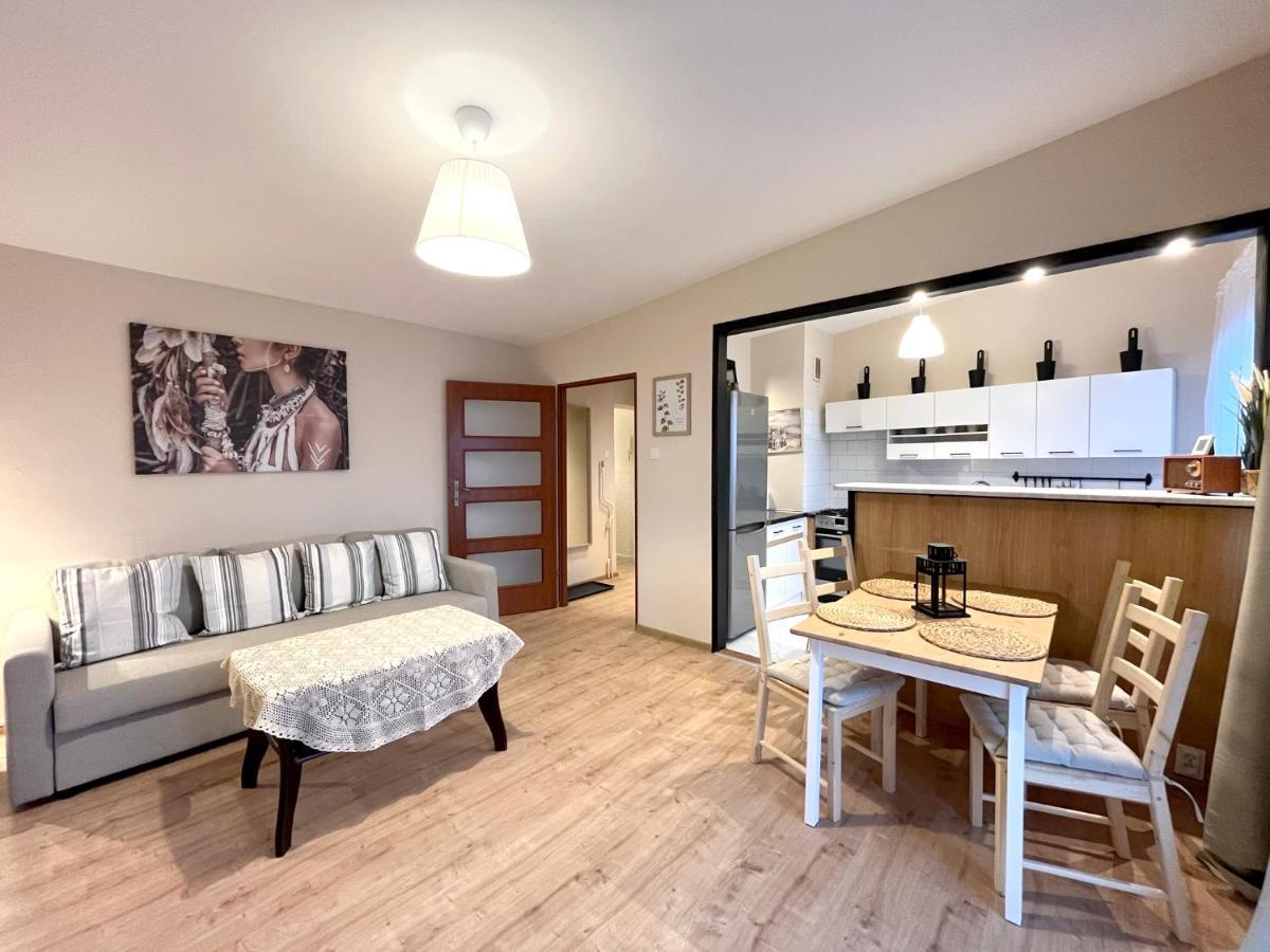 14 Gdynia Centrum - Apartament Mieszkanie Dla 4 Os Exteriör bild